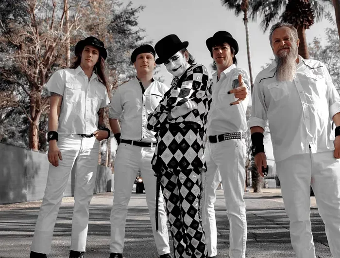 THE ADICTS